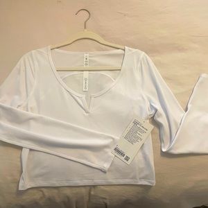 NWT Lululemon white cropped Henley, size 8